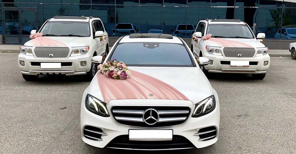Luxury car rental weddings and banquets